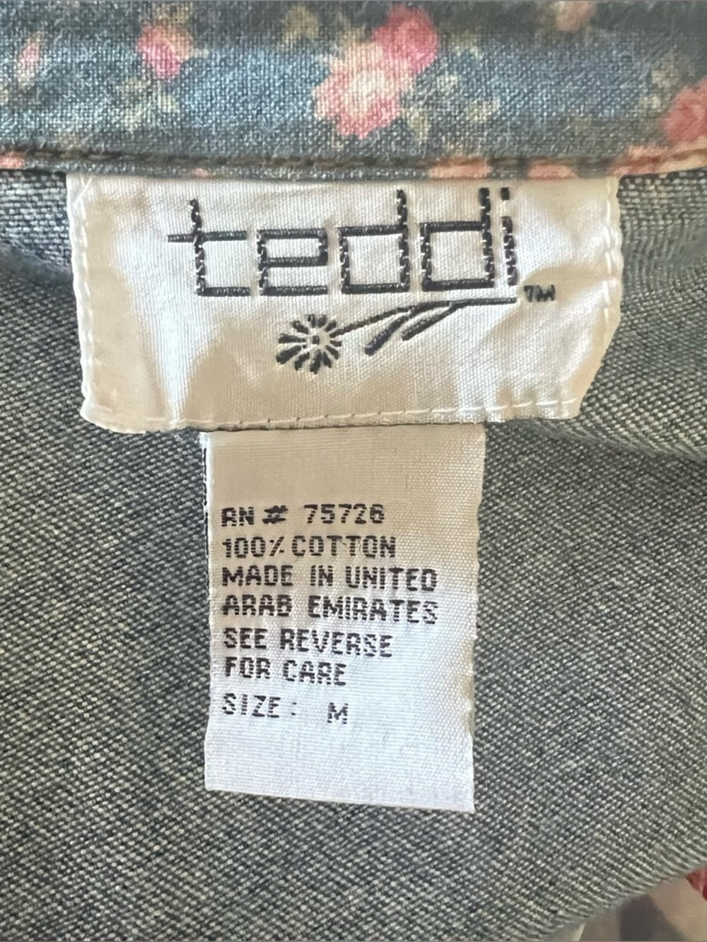 Vintage Teddi Denim Shirt Heart Button Up Floral Trim Western Cottagecore Top M - Picture 6 of 9